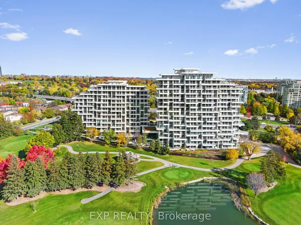 397 Royal Orchard Blvd #301, Markham, ON L3T 3C9