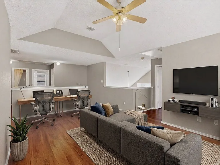 2023 Nottingham Pl — Photo 16