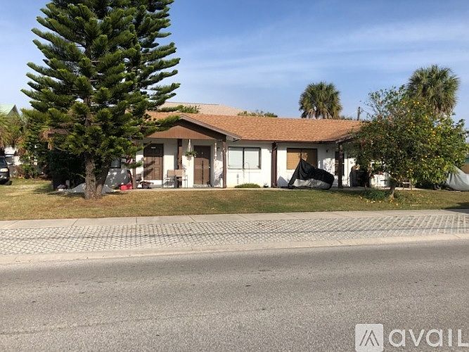 1st image of 703 S Daytona Ave #703