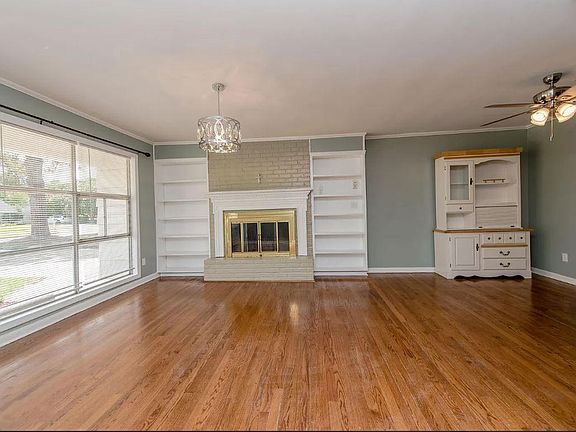 2nd image of 232 Roselawn Blvd