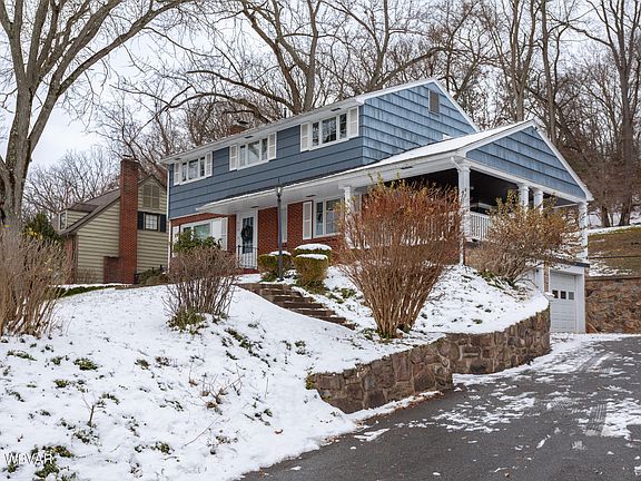 4th image of 970 Vallamont Dr