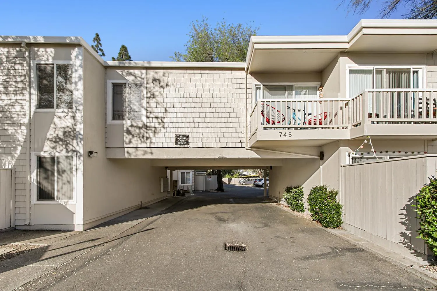 745 F St photo 1