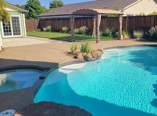 7970 Larwin Dr, Citrus Heights, CA 95610