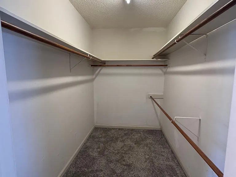 801 Driftwood Dr — Photo 33