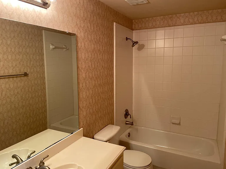 1412 Vineyard Dr — Photo 10