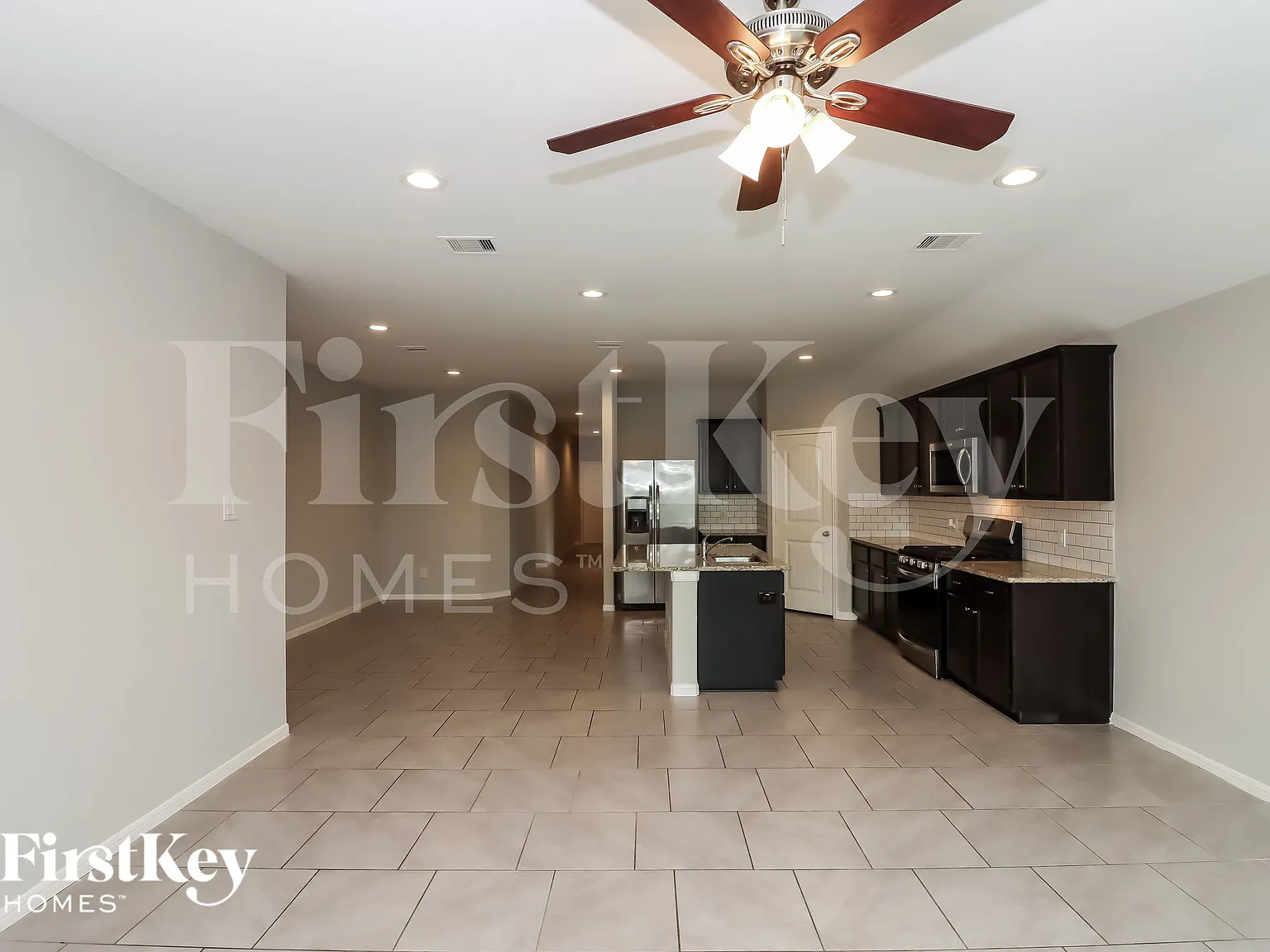 4 bed, 2.0 bath, 1836 sqft, $2,075 — Photo 4