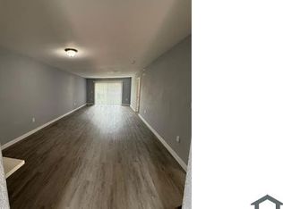 17521 NW 7th Ave, Miami, FL 33169