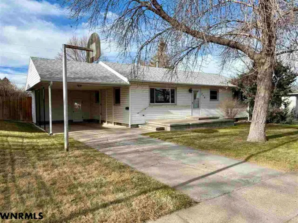 712 Jefferson St, Kimball, NE 69145