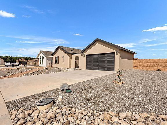4th image of 2309 Magnolia Ln
