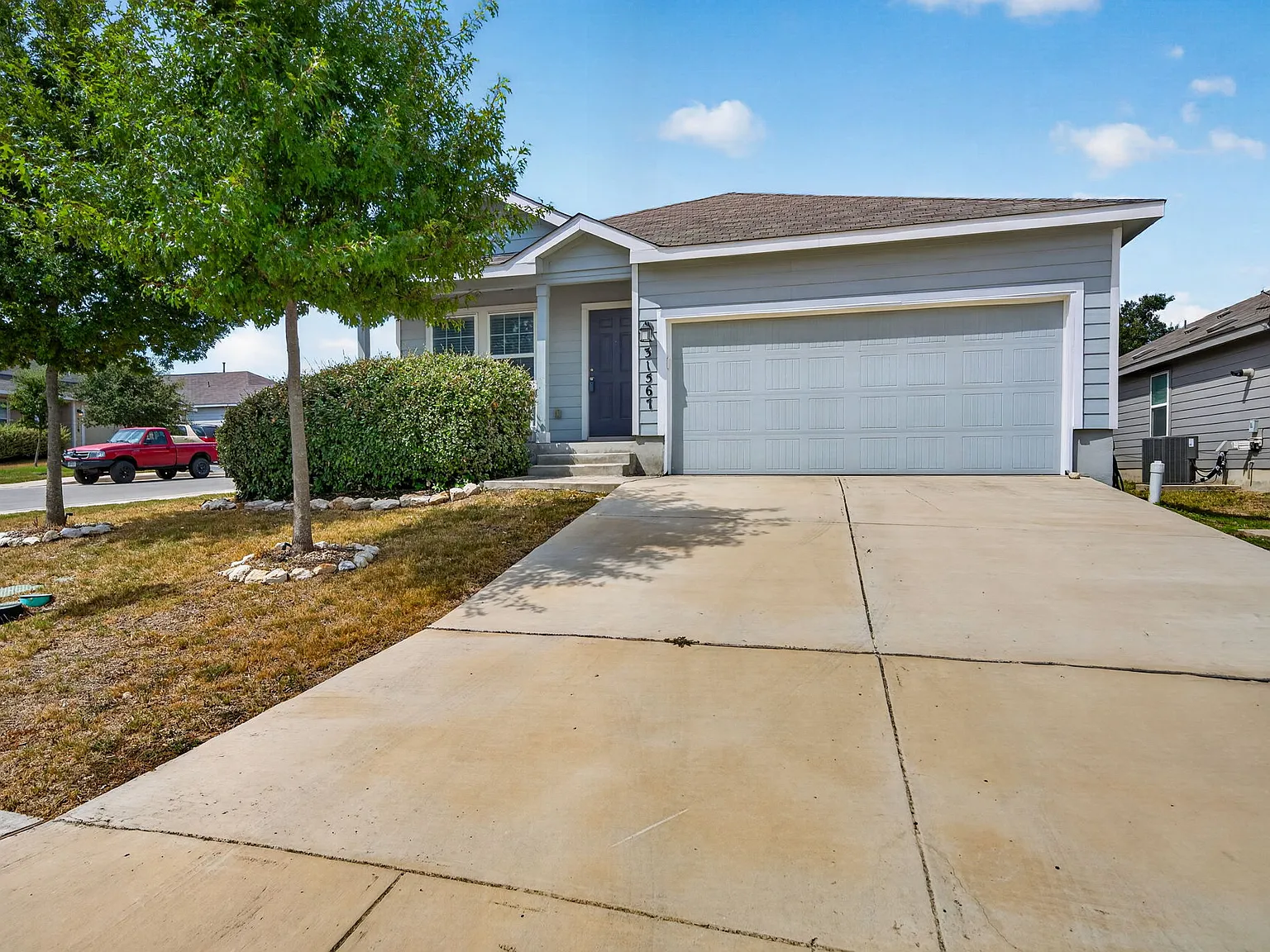 3 bed, 1474 sqft, $1,950 — Photo 1