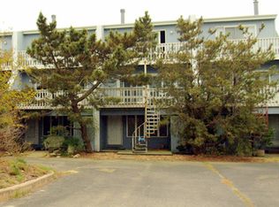12 Vandyke St, Dewey Beach, DE 19971