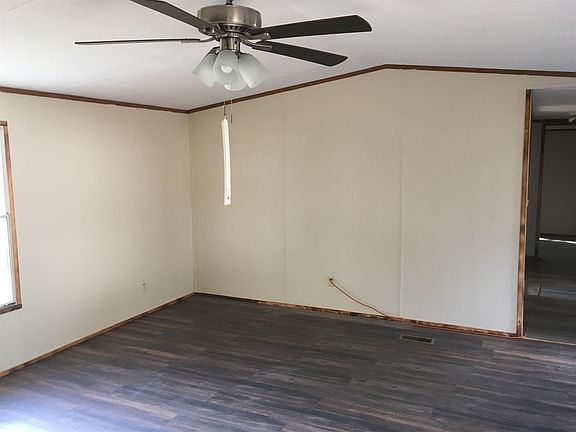 4th image of 3840B Coles Ferry Pike