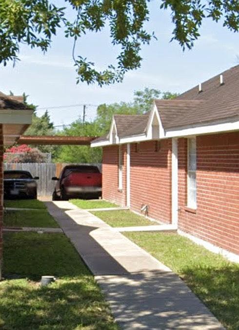 1st image of 2719 Fort Brown Ave APT 2