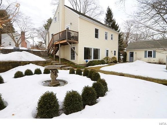 5th image of 8 Piney Point Ave