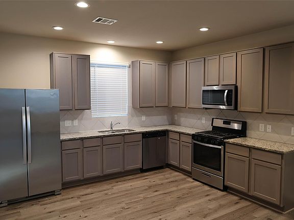 5th image of 2522 Sturgeon Way