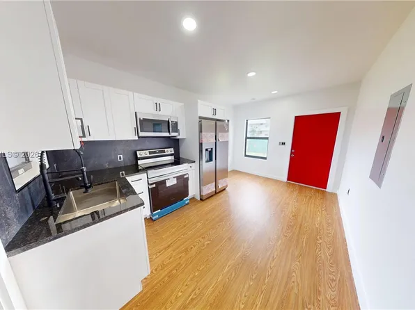 516 NW 2nd Ave Unit 2, Hallandale, FL 33009