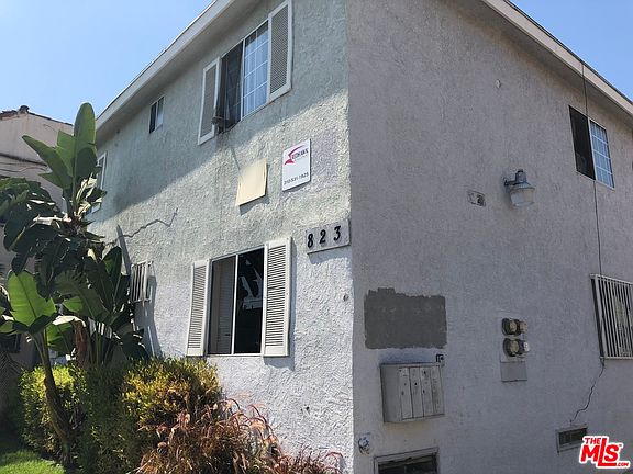 3rd image of 823 W 43rd St