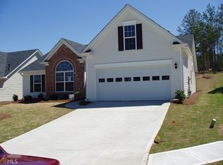 6 Winter Ln, Newnan, GA