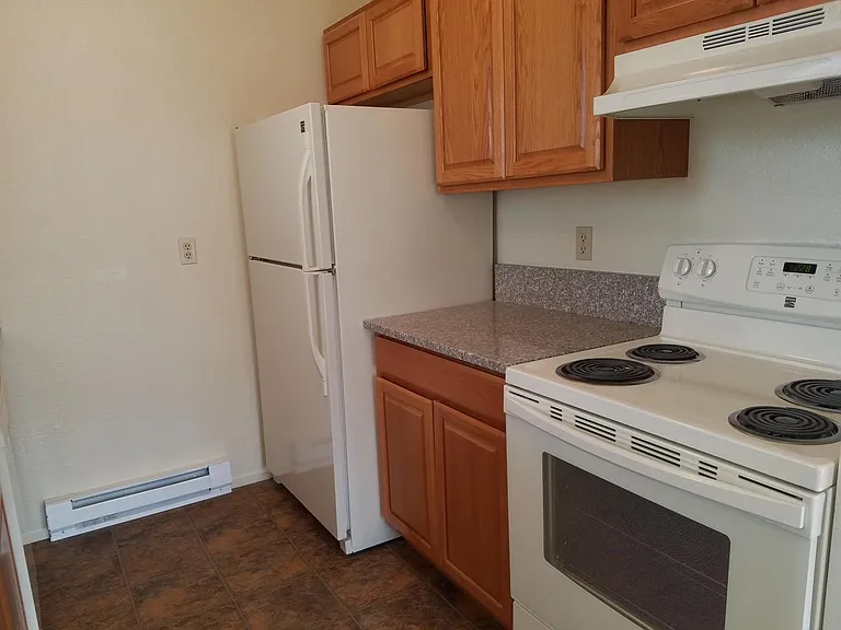 927 Cortez Ct — Photo 3
