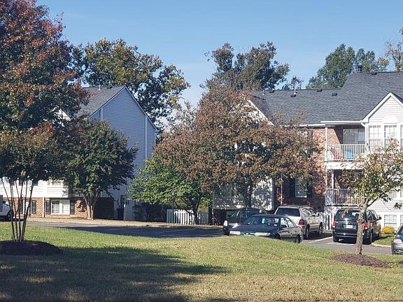 2nd image of 10214 Wolfe Manor Ct Unit 112
