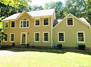 843 W Pond Meadow Rd, Westbrook, CT 06498