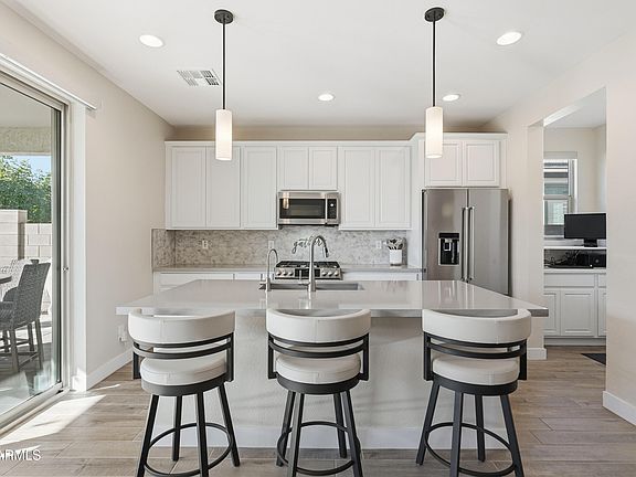 2nd image of 1393 W CALLE DE FLORES --