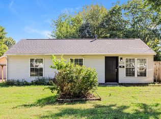 4724 Granada Dr, Louisville, KY 40272