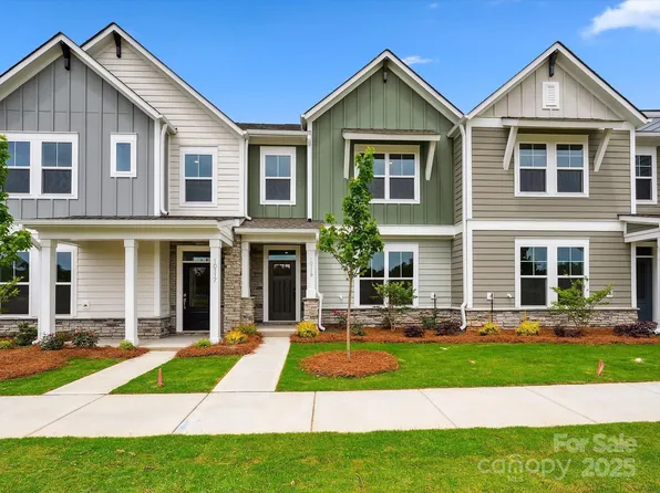 10119 Mamillion Dr, Huntersville, NC 28078