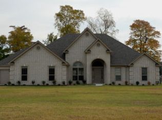 240 Mound View Dr, England, AR 72046