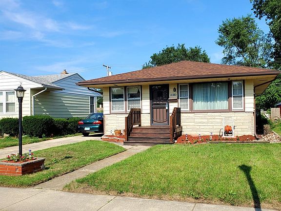2nd image of 6611 Parrish Ave