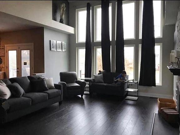 2nd image of 6393 Fairway Dr