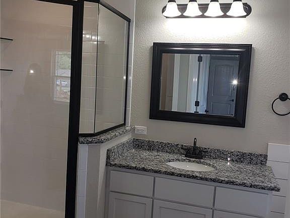 3rd image of 1106 Basin Dr