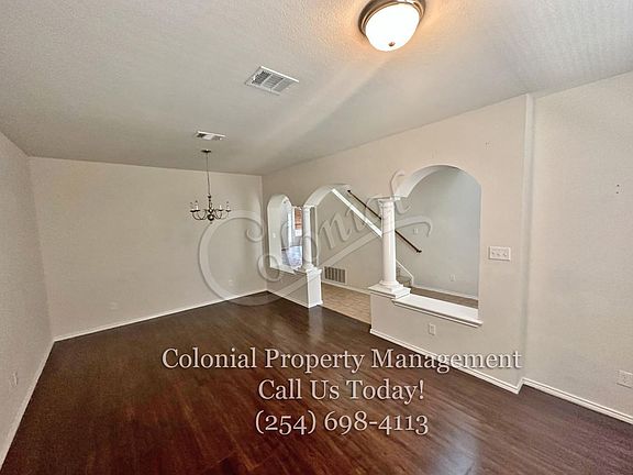 5th image of 5403 Golden Gate Dr