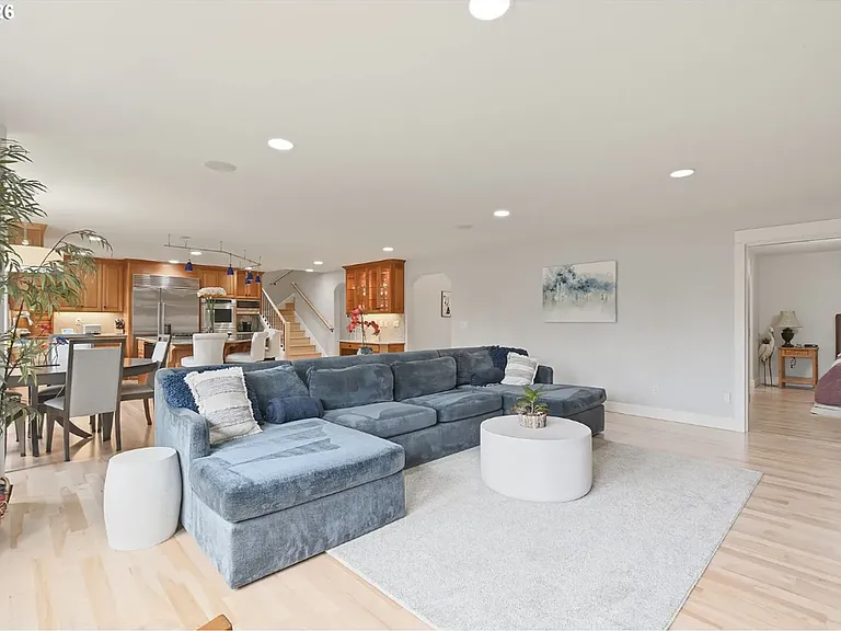 8145 SW 57th Ave — Photo 18