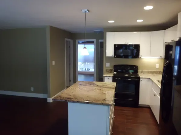 1036 Oak Grove Rd #77, Concord, CA 94521