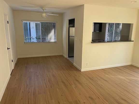 2nd image of 1629 N Formosa Ave #5