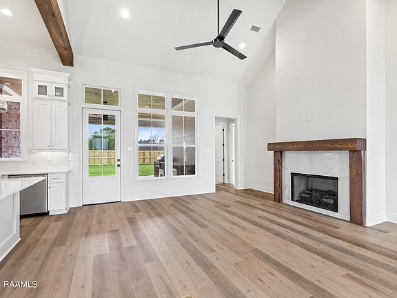 5th image of 200 Abercrombie Way