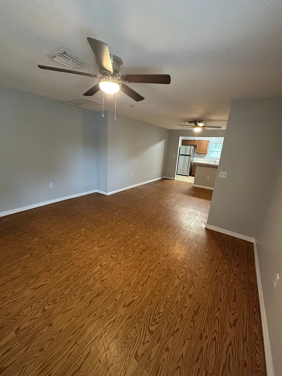 Building Photo - 815 Florida Ave #C