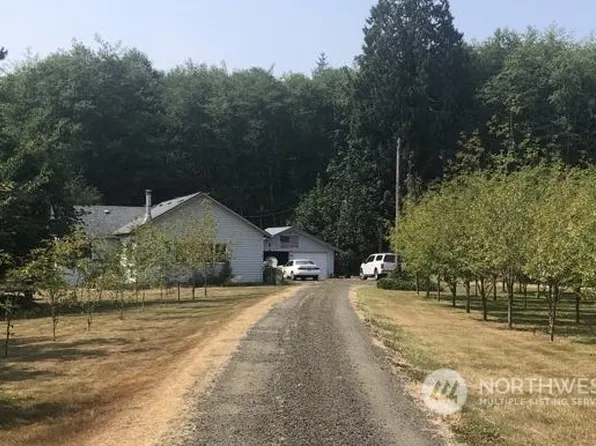 41 Hanen Road, Raymond, WA 98577