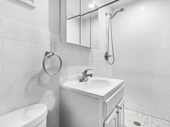 277 Adelphi Street image 11 of 31