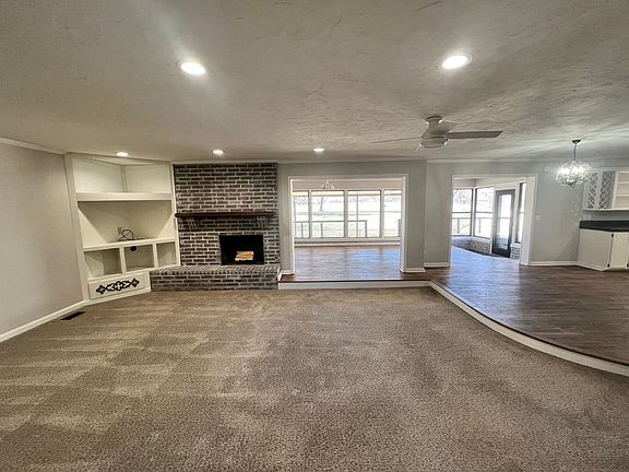 3rd image of 11713 Ashford Dr