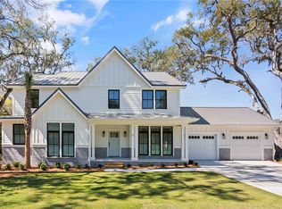 11 Lawson St, Saint Simons Island, GA 31522