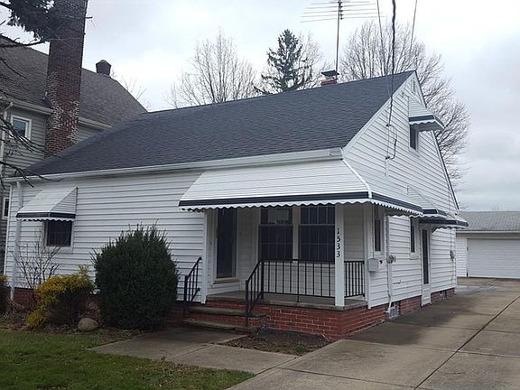 2nd image of 1533 E 291st St