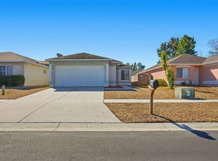 532 Scarlet Maple Ct, Plant City, FL 33563