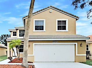 12257 NW 57th St, Pompano Beach, FL 33076