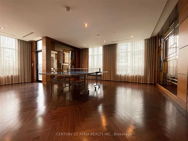 21 Clairtrell Rd #201 — Photo 13