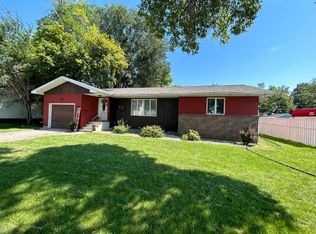 416 8th Ave, Madison, MN 56256