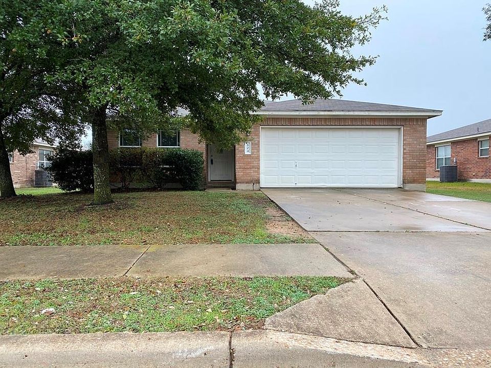 1st image of 604 McCarthur Dr