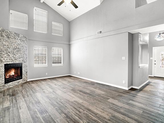 5th image of 509 Legacy Ct