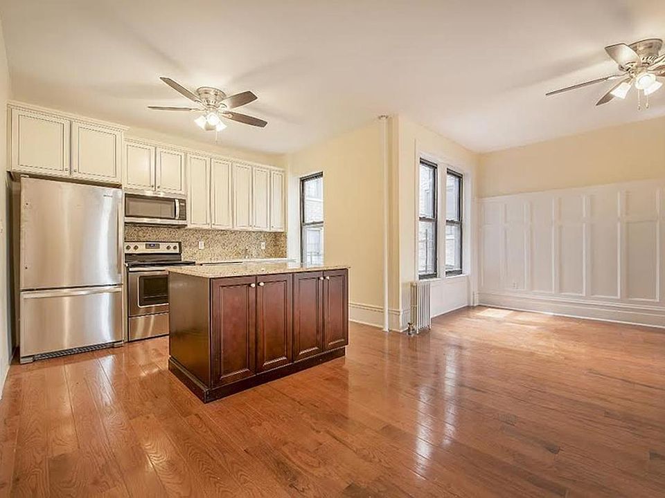 1st image of 5 Pinehurst Ave APT 4B